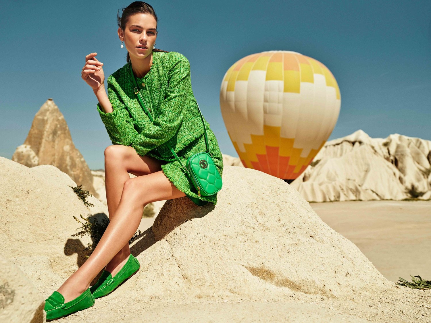 Pierre Cardin fashion editoryal