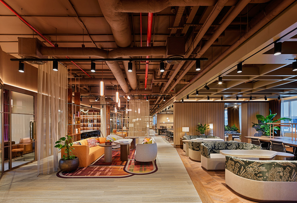 Sedat Yamak — Architecture Photography — Dubai Office Modern Architecture Photography Interior 2.