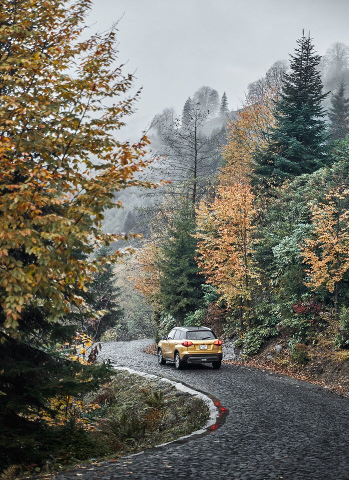 Suzuki Vitara dağ yolu