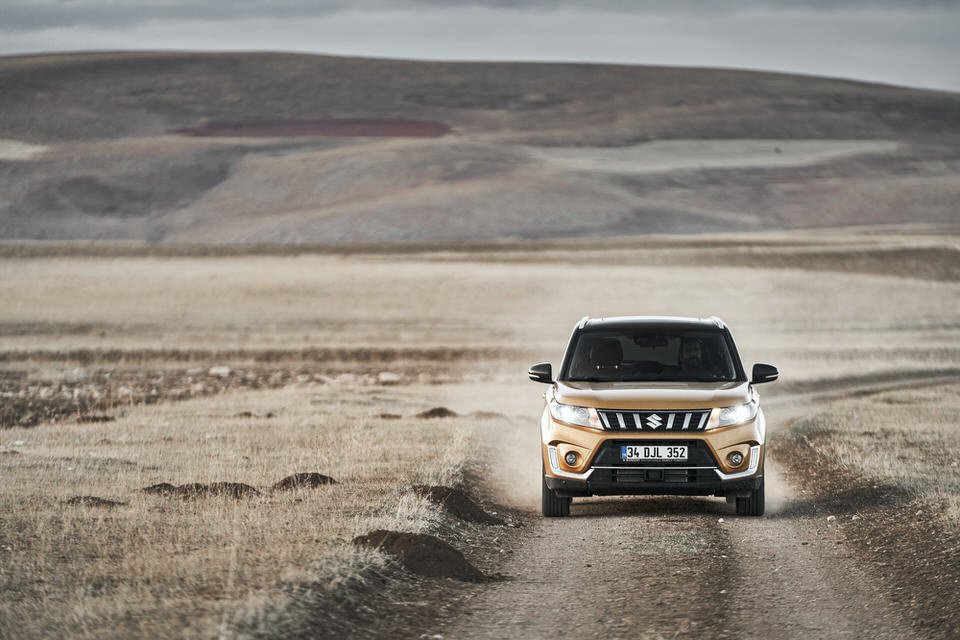Suzuki Vitara off-road